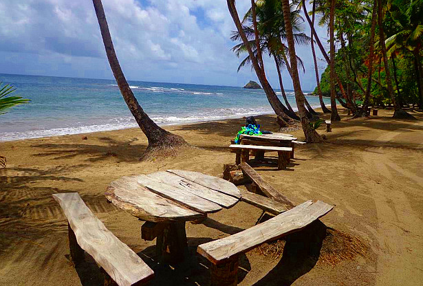 BATIBOU-BEACH-IN-DOMINICA